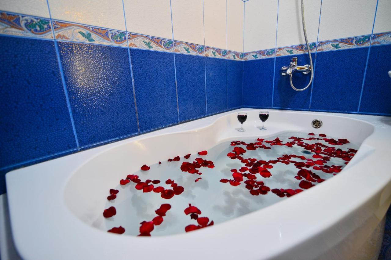 Hotel Blissdom Τυφλίδα Εξωτερικό φωτογραφία